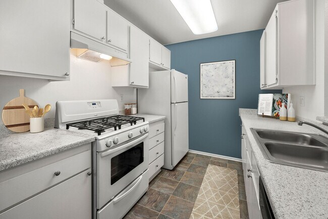 Photo - Sycamore Park Apartments