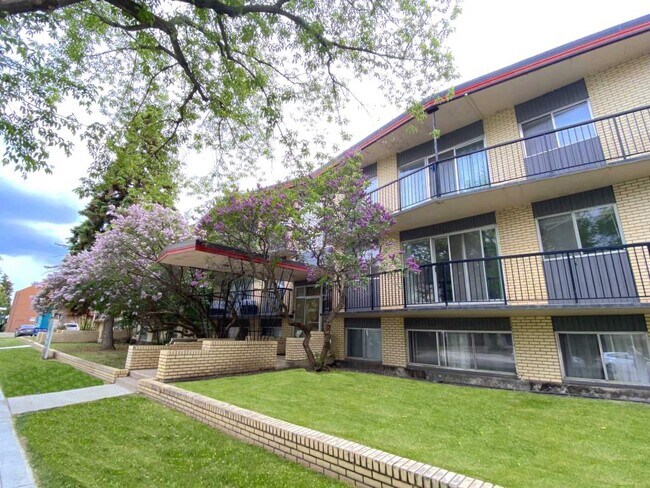 Photo - Waselenak Place