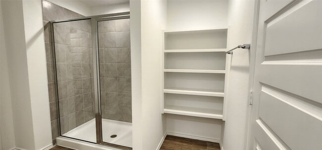 Photo - 3610 Lanercost Ln
