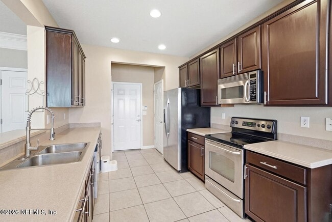 Photo - 4008 Lionheart Dr