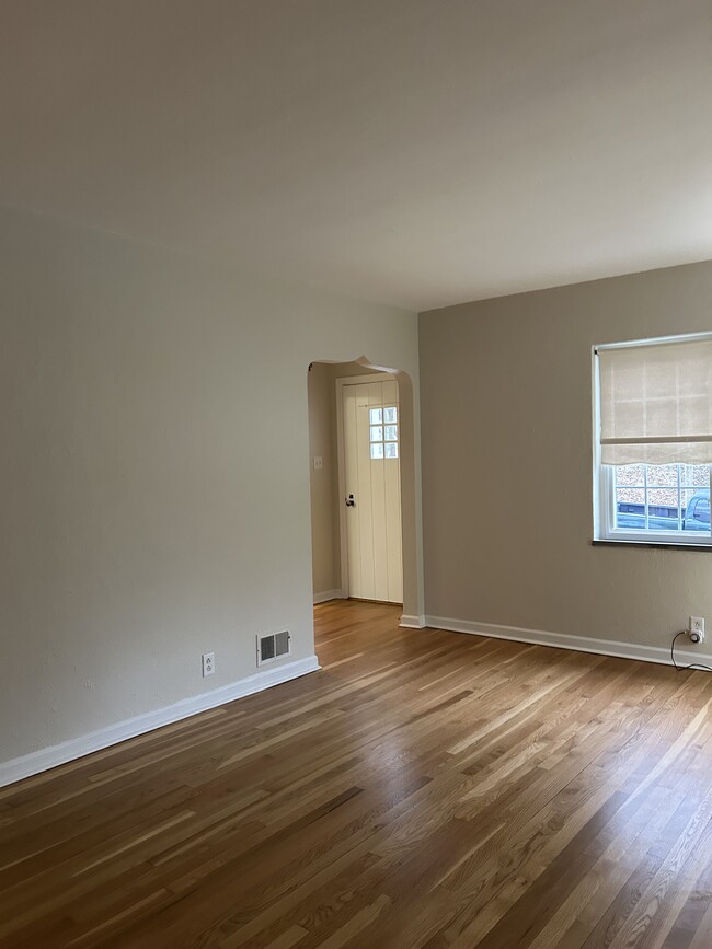 Photo - 629 Orlando Ter