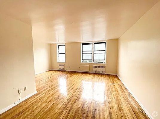 Building Photo - 0 bedroom in Bronx NY 10463 Unit 4B Rental