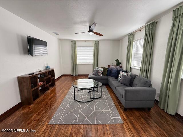 Photo - 2811 College St