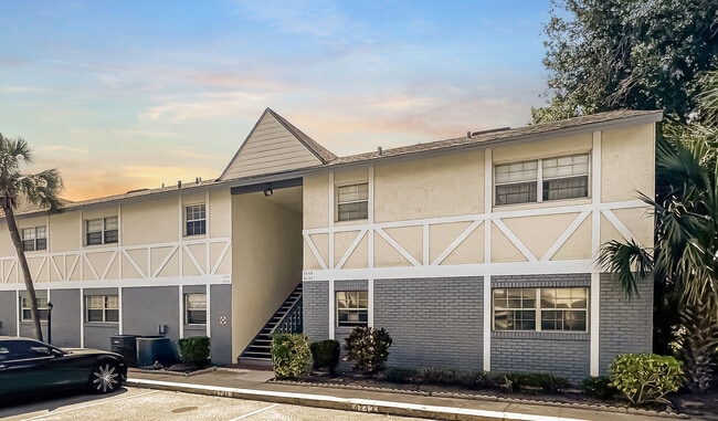Photo - 4741 Avon Ct Townhome