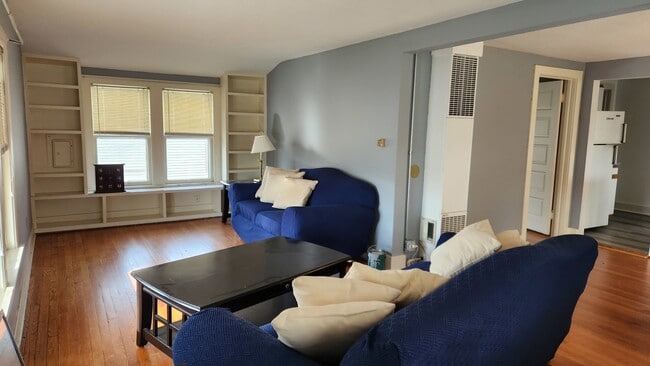 Photo - 228 S Church St Unit 1