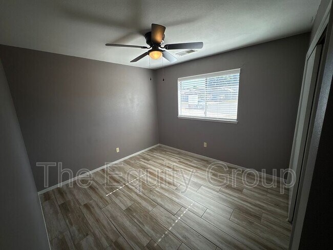 Photo - 2139 S Conyer Ct