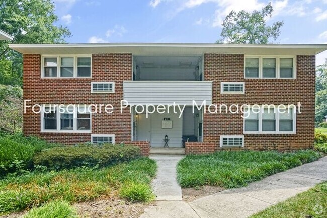 Building Photo - 2nd Floor Condo | Washer/Dryer | One Assig... Unit APT C