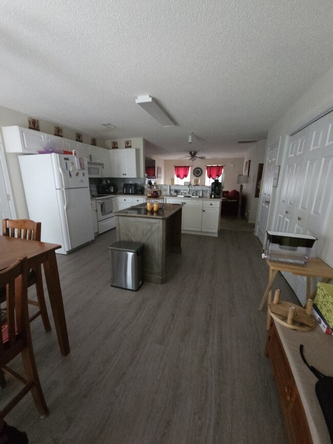 Photo - 109 Hardwood Dr
