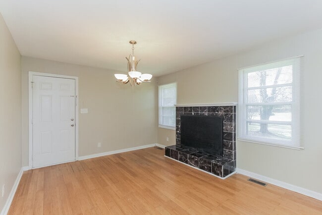 Photo - 3304 Sunset Rd