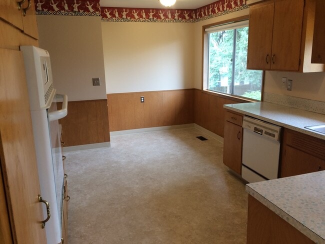 Photo - Large Lot With Tons of Privacy