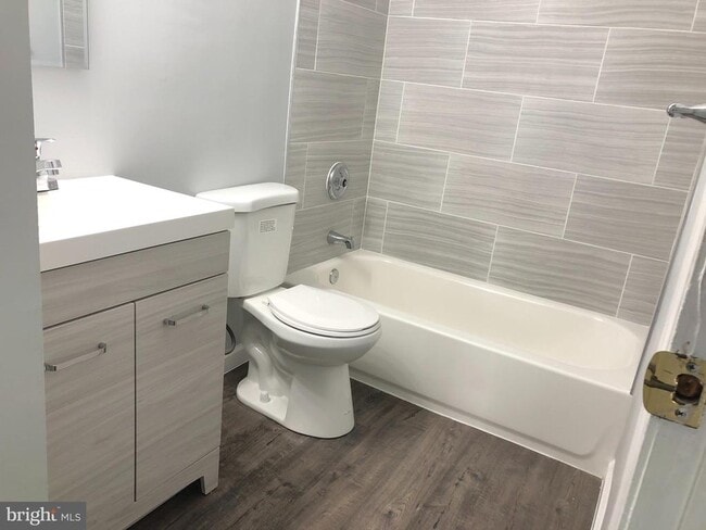 Building Photo - 11510 Little Patuxent Pkwy Unit 407