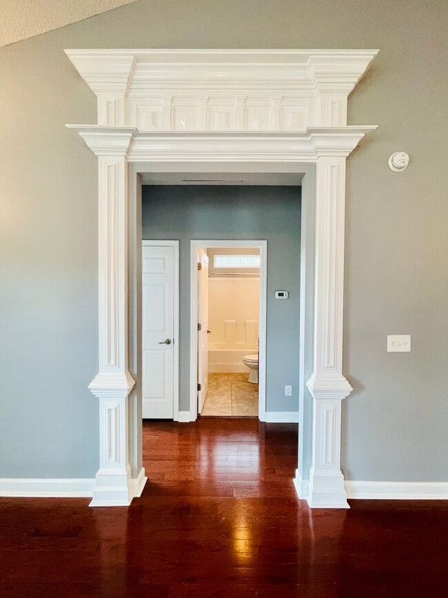 Photo - Rare offering in Palmetto Cove! POND FRONT...