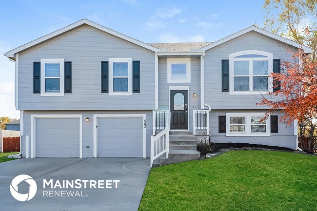 Building Photo - 503 Lake Meadows Dr