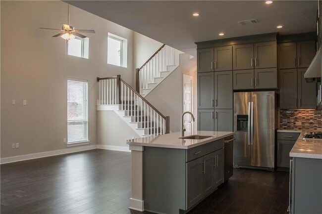 Photo - 1013 Banyon St