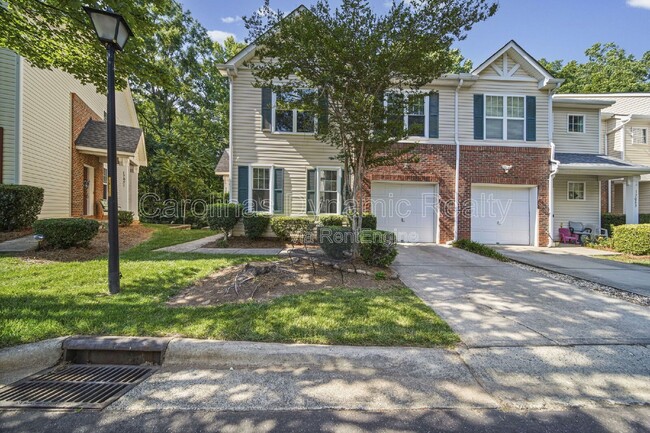 Building Photo - 17059 Commons Creek Dr
