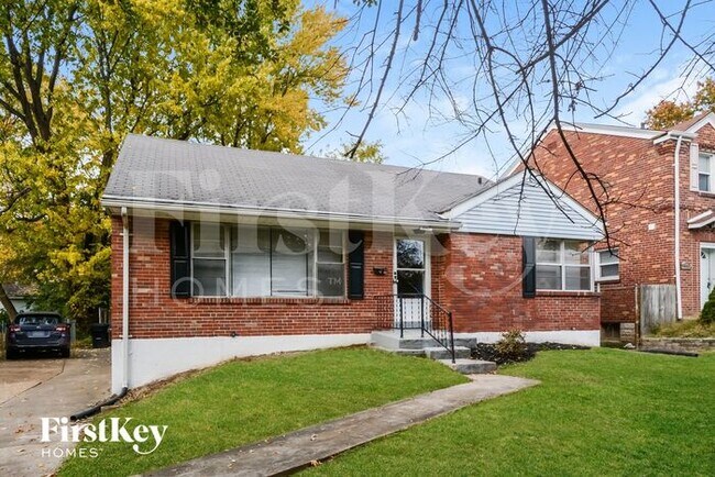 Photo - 1085 Colby Ave