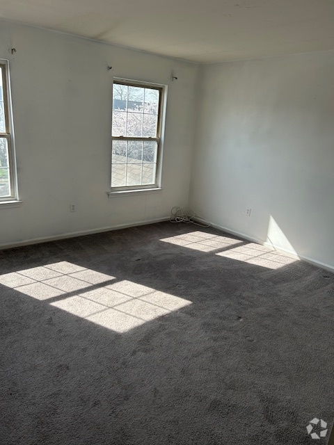Building Photo - 119 Thames Dr Rental