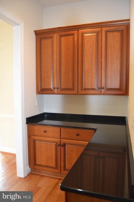 Photo - 806 Wren Ln