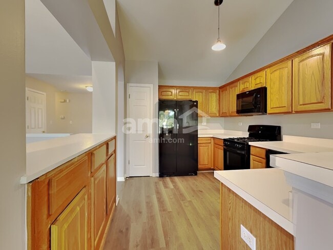 Photo - 2990 Waters Edge Cir