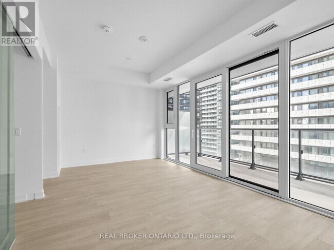 Photo - 634 Church St Unité 1502