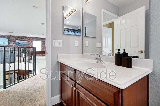Photo - 2803 Boating Boulevard