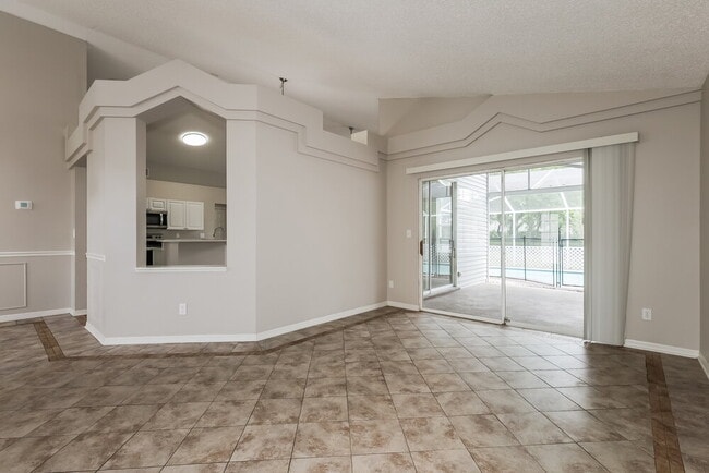 Photo - 3322 Silverpond Dr