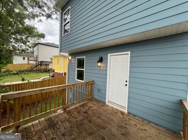 Photo - 1142 Coleman St SW