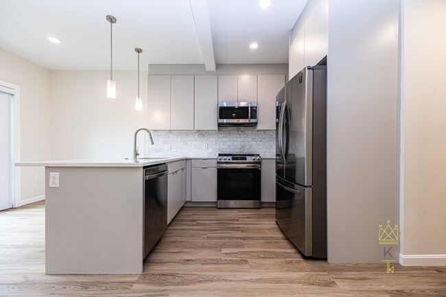 Photo - 458 Washington St Unit 107