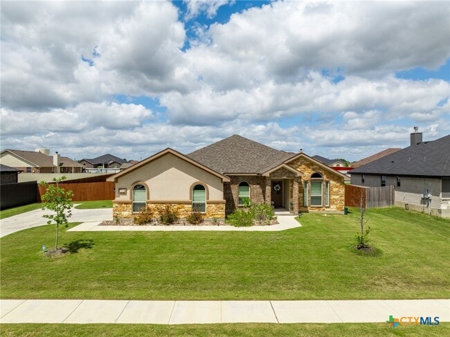 Photo - 2509 Meadow Lark Dr