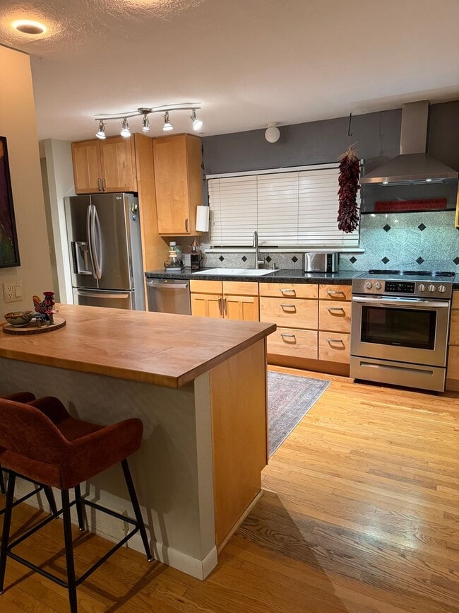 Photo - Lovely 3 BED / 2 BATH family home in Parkside neighborhood!