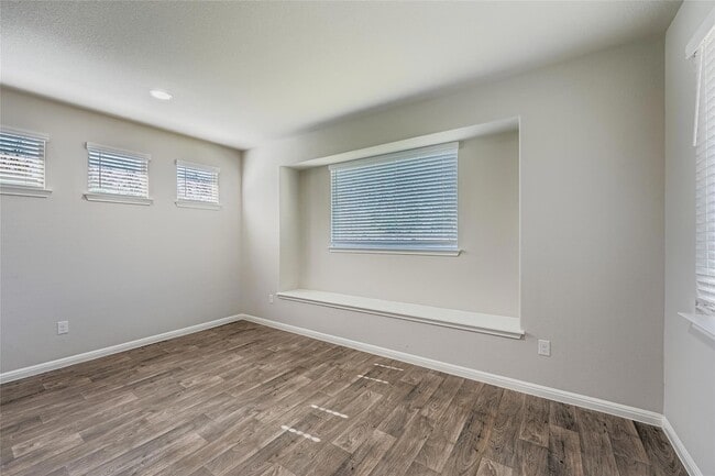 Photo - 14601 Frankel Loop