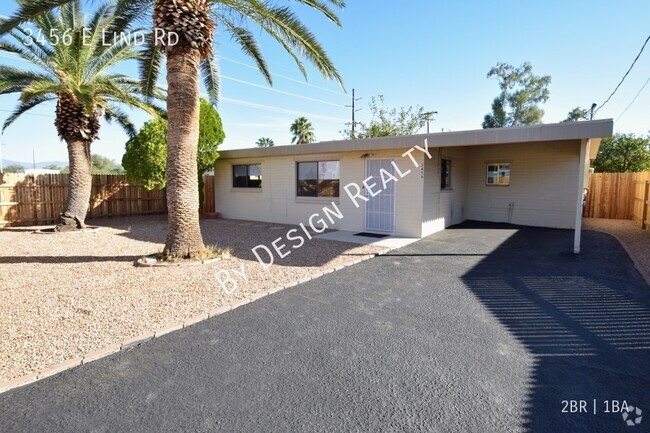 Building Photo - Midtown 2 Bed 1 Bath Single Family Home