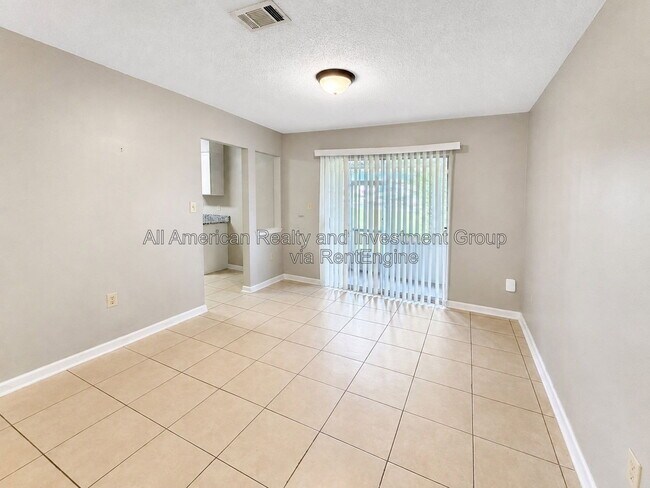 Photo - 939 Tanager Rd Unidad 8