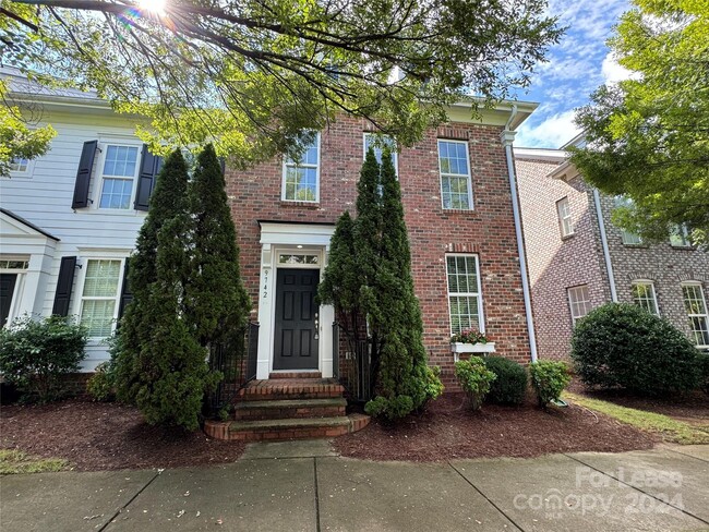 Photo - 9742 Longstone Ln Townhome