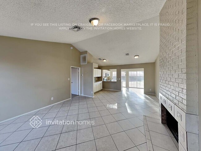 Photo - 12303 N 85th Ln