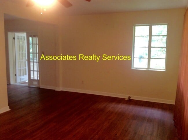 Photo - 7 Blocks to Campus! 3 Bed, 2 Bath with a Fenced Backyard and Large Sunroom