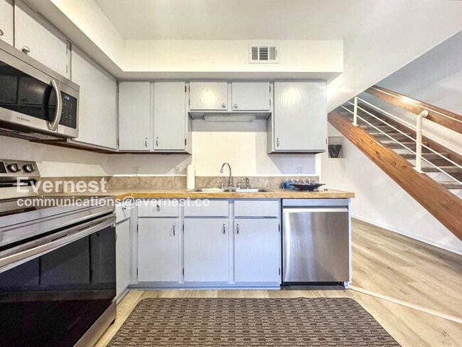 Photo - 1150 Inca St