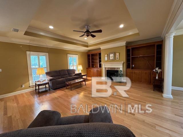 Photo - 10101 Emmanuel St