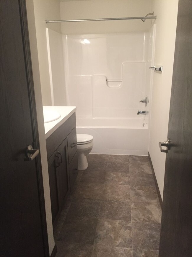 Photo - 3 Bed 2 Bath Twin Home
