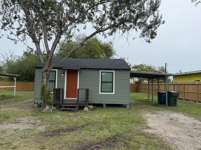 Building Photo - 5442 Nelson Ln