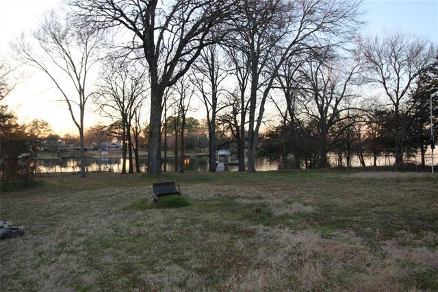 10188 Lake Dr