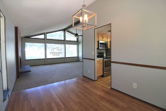 Photo - 1903 Peach Tree Ln