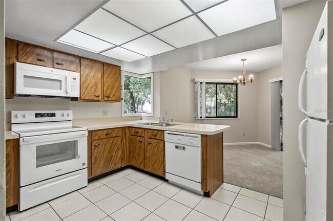 Photo - 14 Oakmont Ct Unit 14