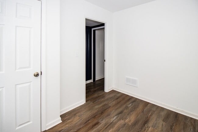 Photo - 17645 Lakeport Ave Unit Small house