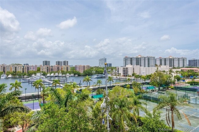 Photo - 19667 Turnberry Way Unit 5E