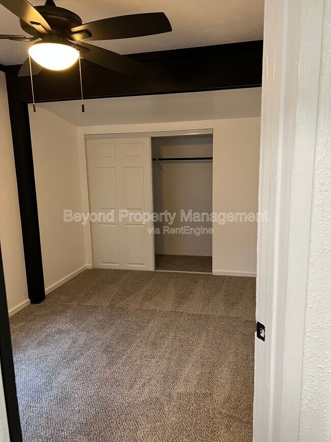 Photo - 28805 Spruce Rd