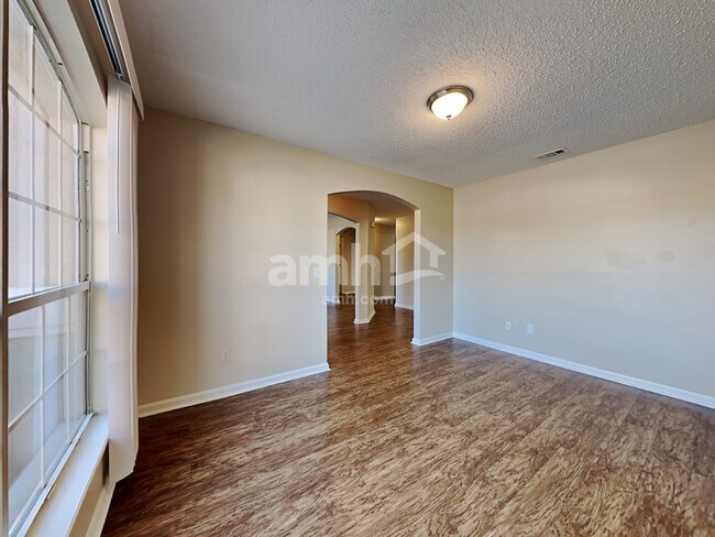 Photo - 2508 Westchester Ct