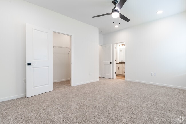 3BR, 2.5BA - 1845SF