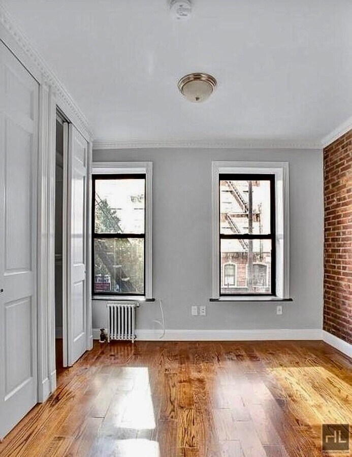 Photo - E 1ST ST. Unit 2R