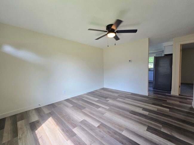 Photo - 126-128 SW 4th Unit 128 SW 4th St